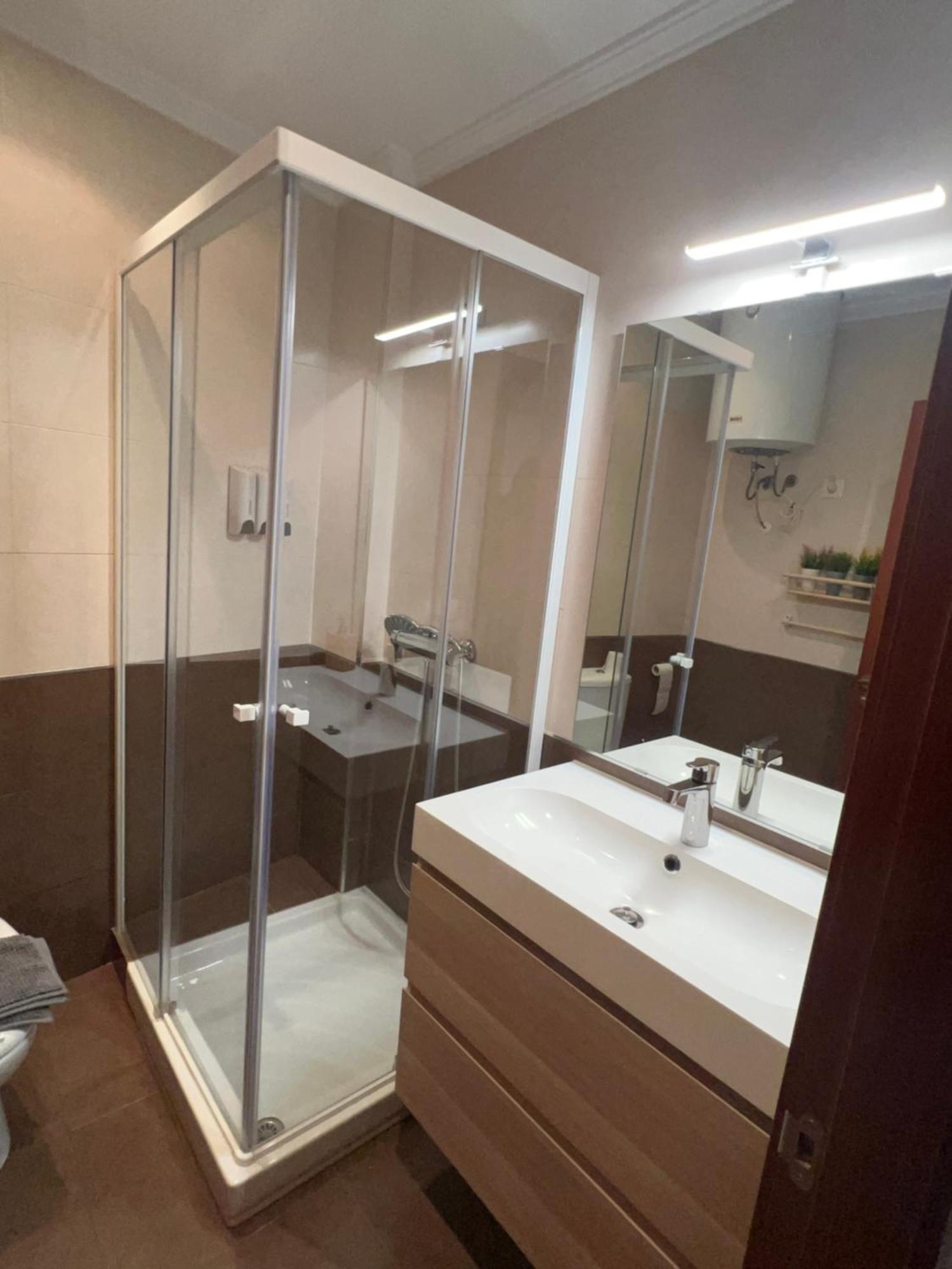 Ferienwohnung A Estrenar ,Con Vistas Al Mar Y Aparcamiento Gratis En El Casco Viejo-Centro-Zona Portuaria Vigo Exterior foto