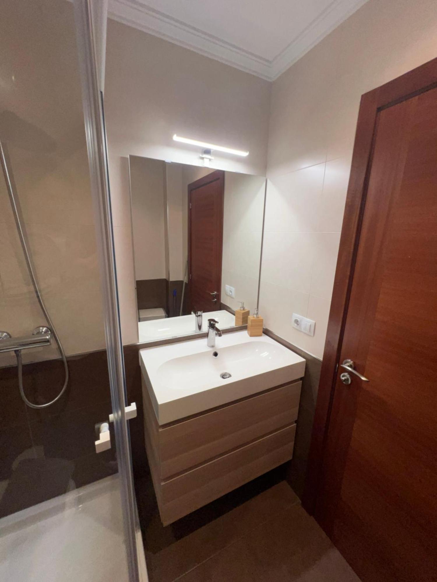 Ferienwohnung A Estrenar ,Con Vistas Al Mar Y Aparcamiento Gratis En El Casco Viejo-Centro-Zona Portuaria Vigo Exterior foto